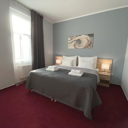 Saraya Wellness & Penzion Теплице Екстериор снимка