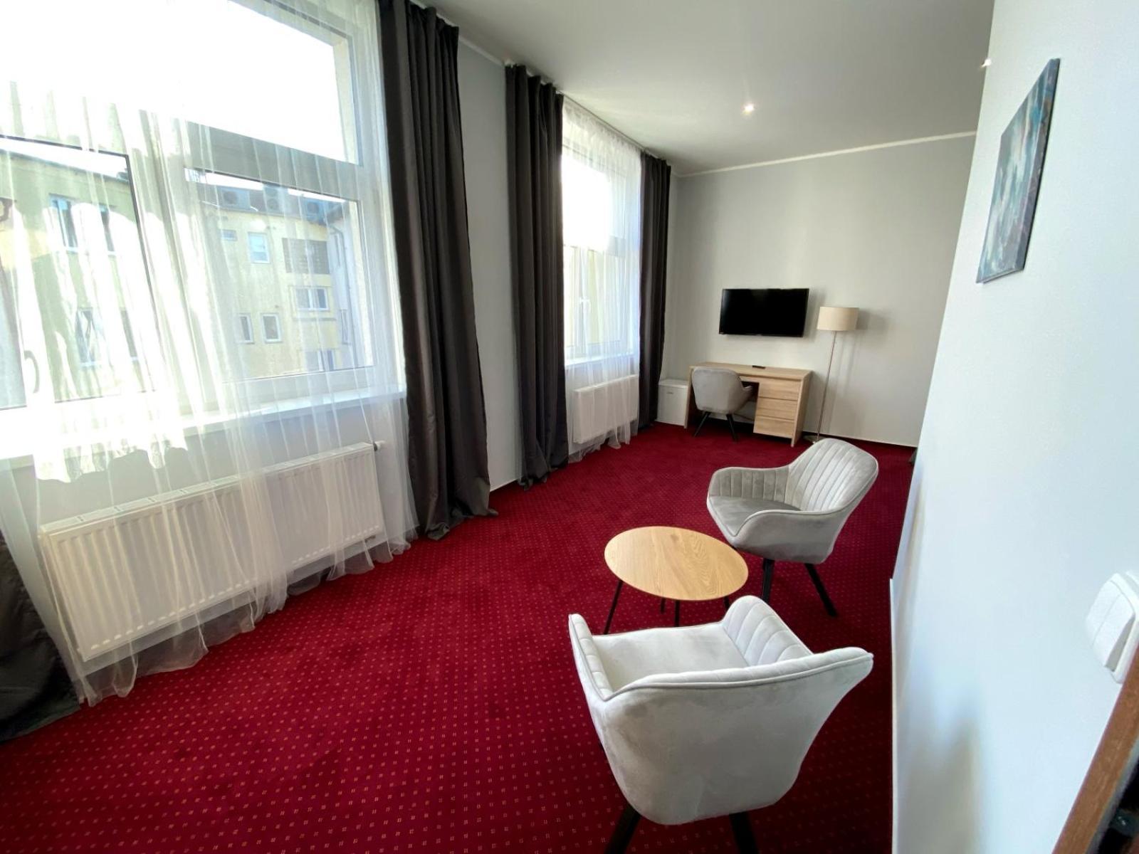 Saraya Wellness & Penzion Теплице Екстериор снимка
