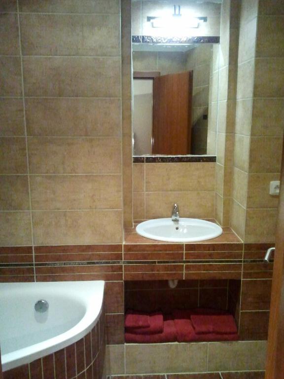 Saraya Wellness & Penzion Теплице Екстериор снимка